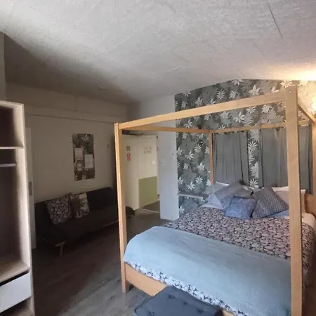 Hotel Saint-Florent, A 2 Pas Du Theatre Antique D'Orange-2