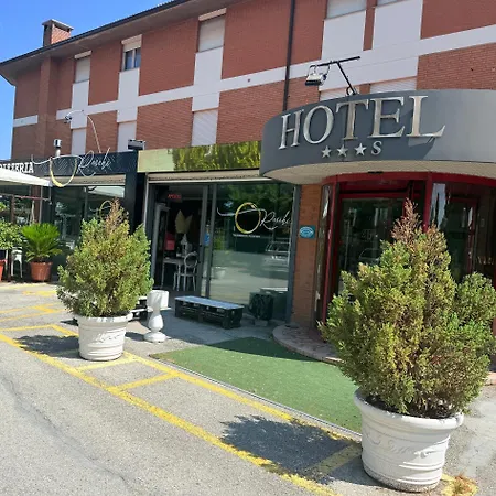 Hotel Rossi-2
