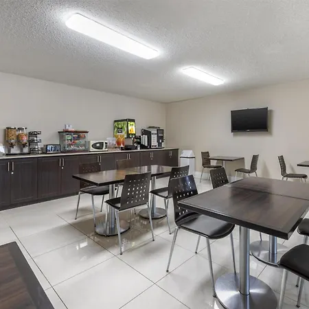 Surestay Hotel By Best Western Kemptville-2