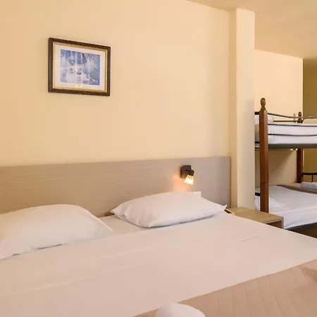 Eri Beach & Village Hotel-3