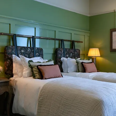The Ragged Robin - A Heartwood Inn-3