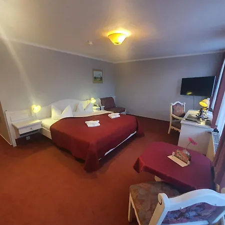 Hotel Zur Goldenen Sonne-2