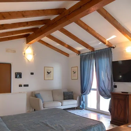 Le Ville Relais-3