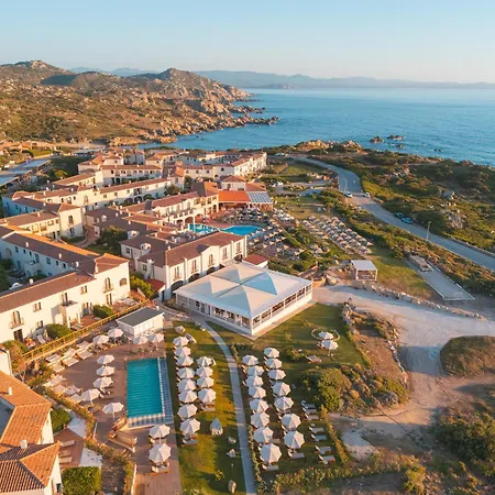 Mangia'S Santa Teresa Sardinia, Curio Collection By Hilton-2