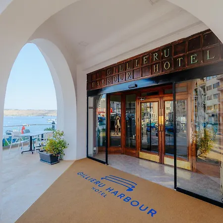 Gillieru Harbour Hotel-3