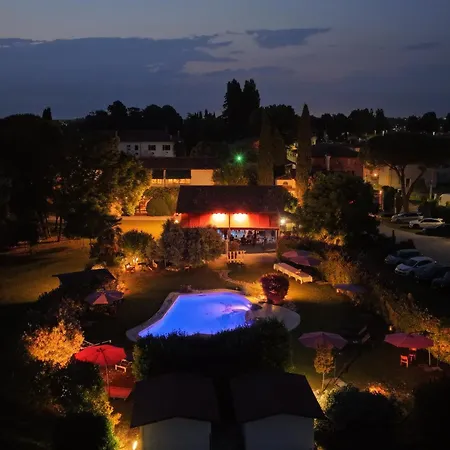 La Vie En Rose Resort-3