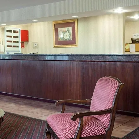 Rodeway Inn Greenville-3