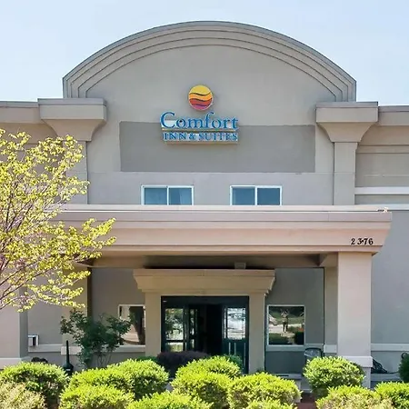 Quality Inn & Suites Ann Arbor Hwy 23-3