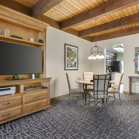 Best Western Plus Arroyo Roble Hotel & Creekside Villas-2