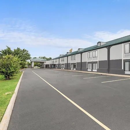 Quality Inn Auburn Campus Area I-85-3
