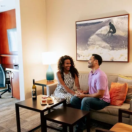 Courtyard By Marriott Santa Barbara Goleta-3