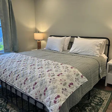 Canterbury Suites B&B-3
