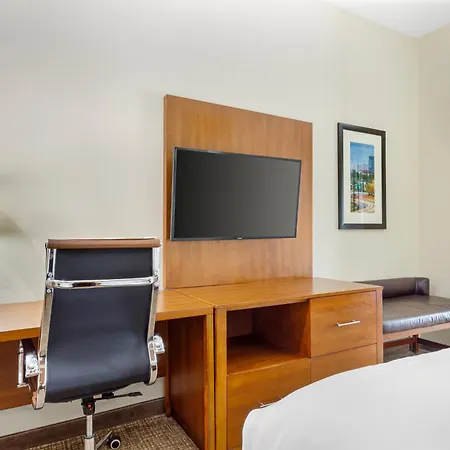 Comfort Suites Greensboro-High Point-3
