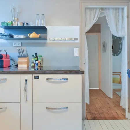 Maison B-2