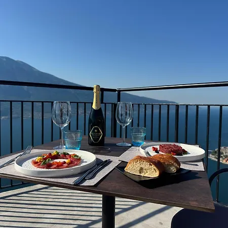 Terrazza Del Brivido, Hotel Paradiso-2