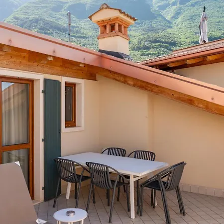 June Stay Lake Garda-2