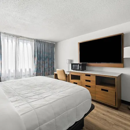 Suburban Studios Fairborn - Dayton-3