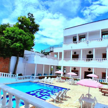 Hotel Santa Fe del Parque-3