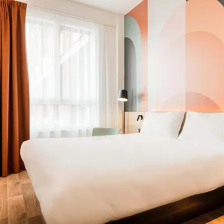 B&B Hotel Luxembourg Centre Cloche D'Or-3