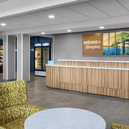 Hampton Inn & Suites Moline-Quad City Int'L Aprt-2