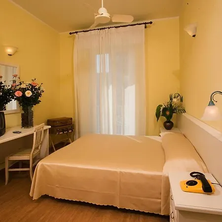 Hotel Plaza-2