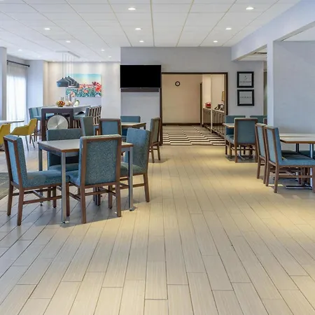 Hampton Inn Dover-3