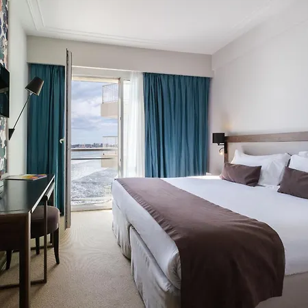 Hotel&Spa Les Roches Noires-3