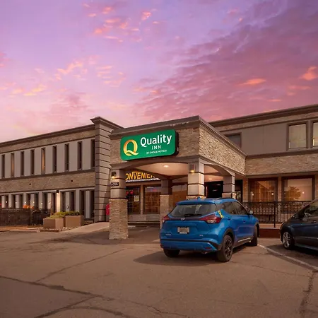 Quality Inn Toronto Airport-3