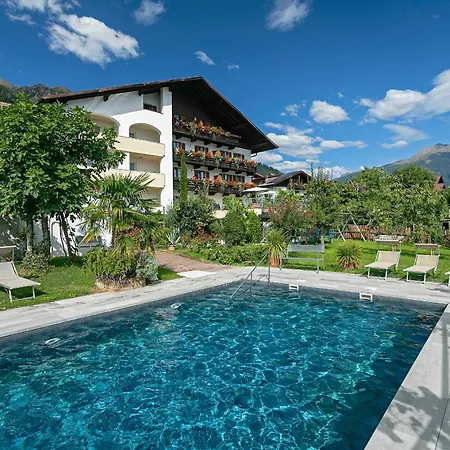 Garni-Hotel Tritscherhof-2