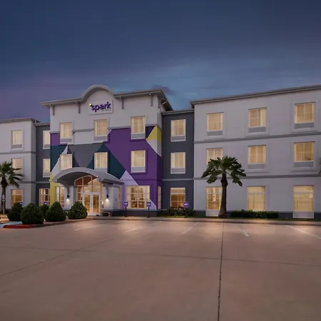 Spark By Hilton Victoria-3