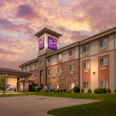 Sleep Inn & Suites Devils Lake-3