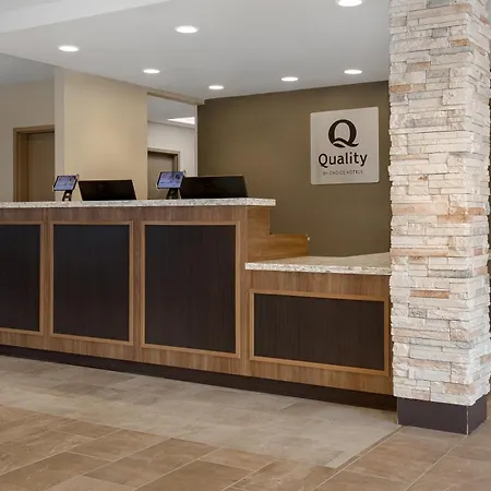Quality Inn & Suites Kingston-3