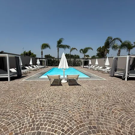 Hotel Manuela-3