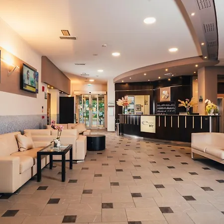 Euro Hotel-2