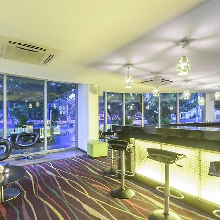 Nh Collection Royal Smartsuites-3