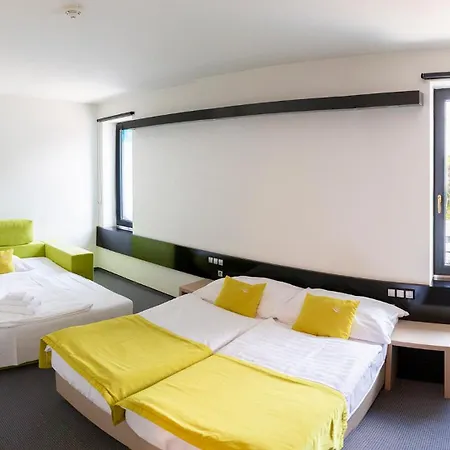 Hotel Aquacity Riverside-3