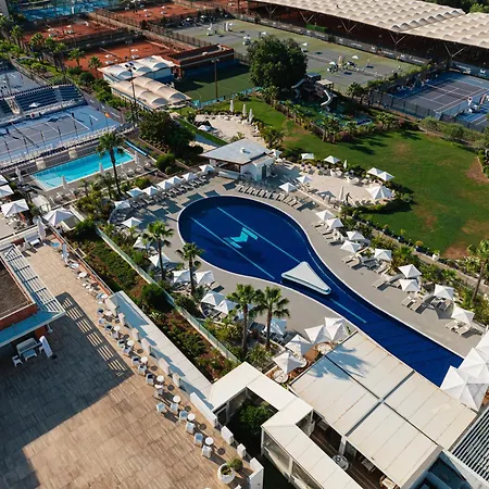 Mouratoglou Hotel & Resort-2