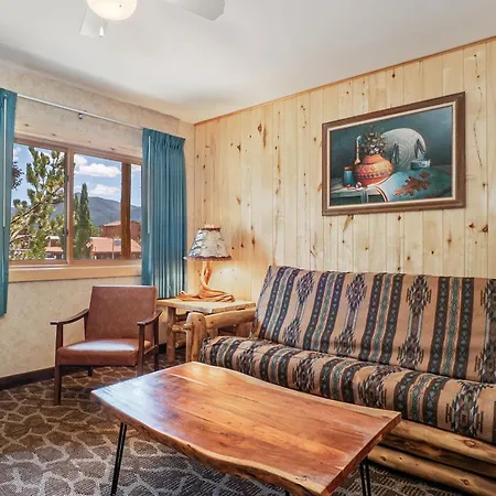 Spirit Lake Lodge-3