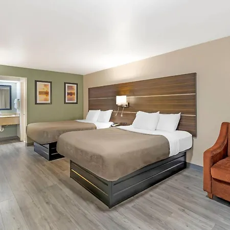 Quality Inn & Suites Orangeburg-3