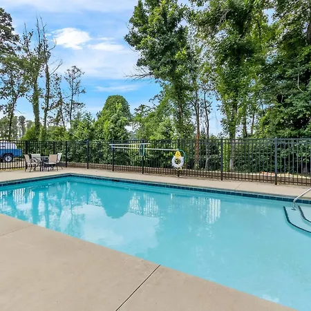Econo Lodge Inn & Suites Cayce I-26 Airport-2