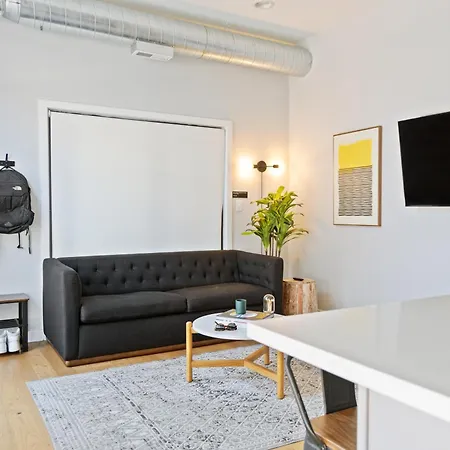 Sosuite At The Vine - Old City-3