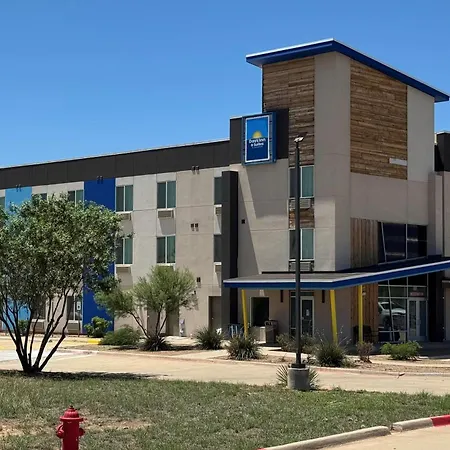 Days Inn & Suites By Wyndham Colorado City/I-20-2