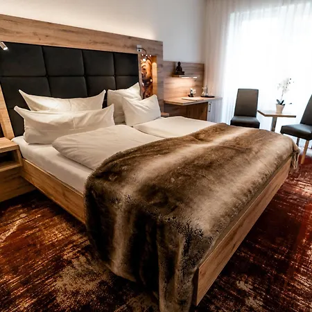 Wellness&Ayurveda Hotel Am Eichenberg-2