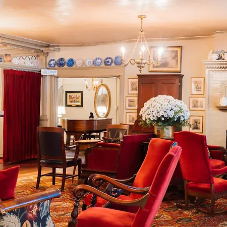 The Red Lion Inn-2