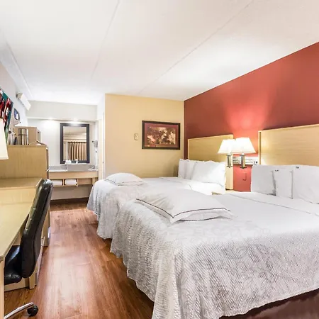 Red Roof Inn Plus+ Nashville North Goodlettsville-3