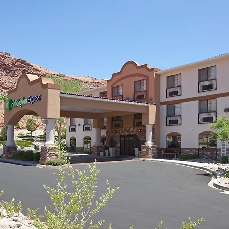 Holiday Inn Express Hotel & Suites Moab By Ihg-3