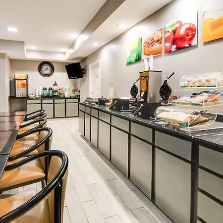 Quality Inn & Suites - Granbury-2