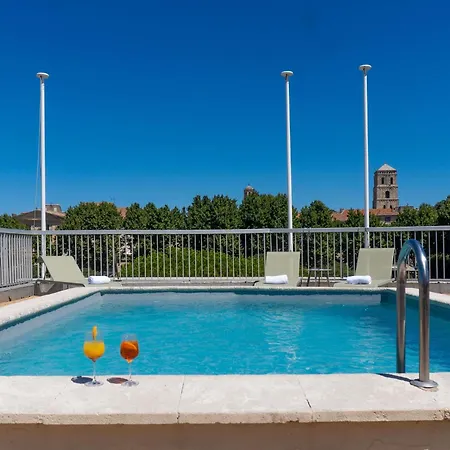 Mercure Arles Centre Arenes-2