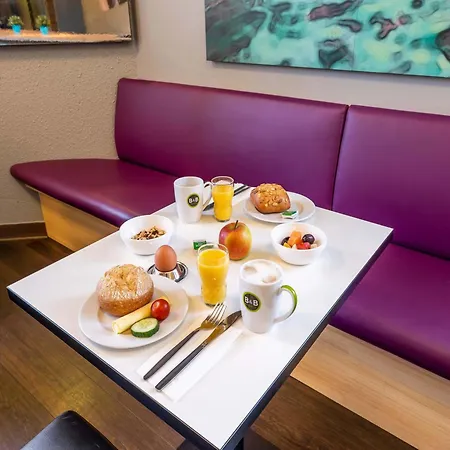 B&B Hotel Freiburg-Nord-3