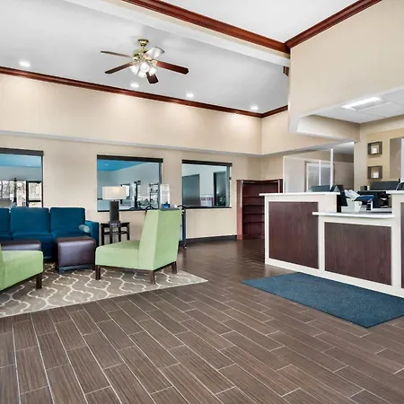 Comfort Inn & Suites North East-3